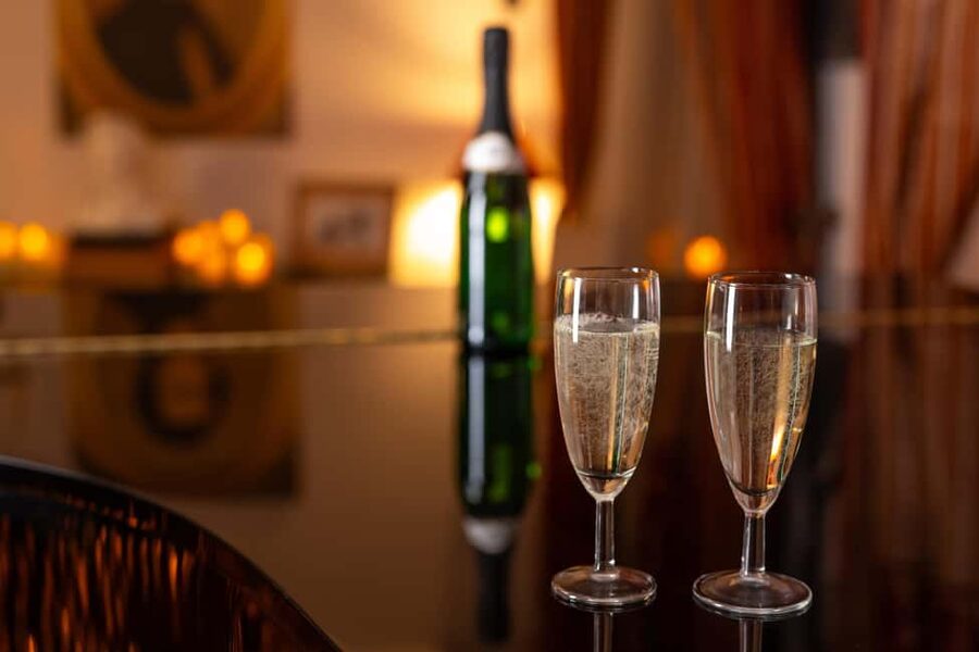 Krakow: Chopin Concert by Candlelight with Wine - What You’ll Hear: Mazurkas, Ballades, Waltzes, and Polonaises