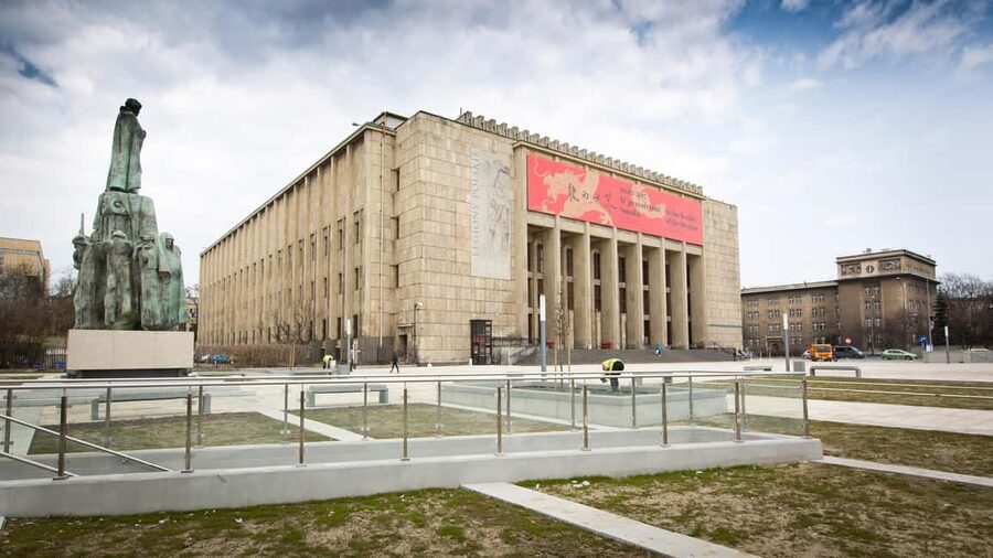 Krakow: City Pass with Entry to 22 Museums and Attractions - How the pass works in real life, barcode to permanent exhibitions