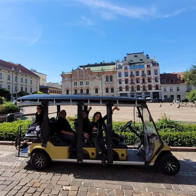 Krakow: City Sightseeing Tour by Electric Buggy Golf Cart - Getting oriented in medieval Krakow and the royal center