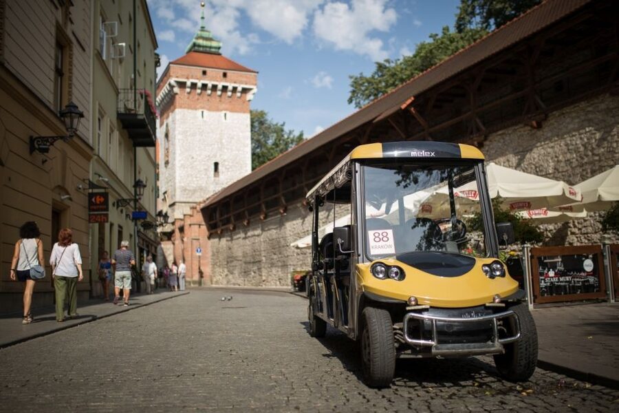 Krakow: City Tour of 3 Districts by Electric Car - Electric Car Touring in Kraków, What You Gain in 105 Minutes