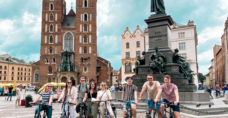 Krakow: Complete Bike tour with all the highlights - A Fast, Fun Way to See Krakows Top Neighborhoods