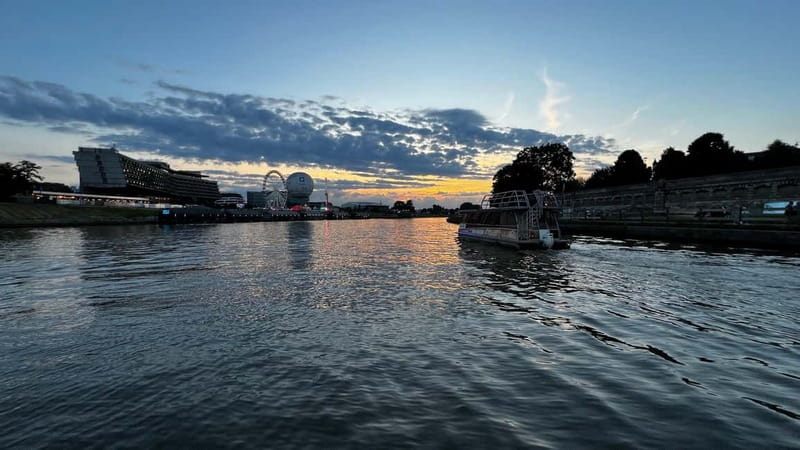 Krakow: Day or Night Vistula River Cruise with Audio Guide - Where You Start at Wiślany Ogród and What to Do Before You Board