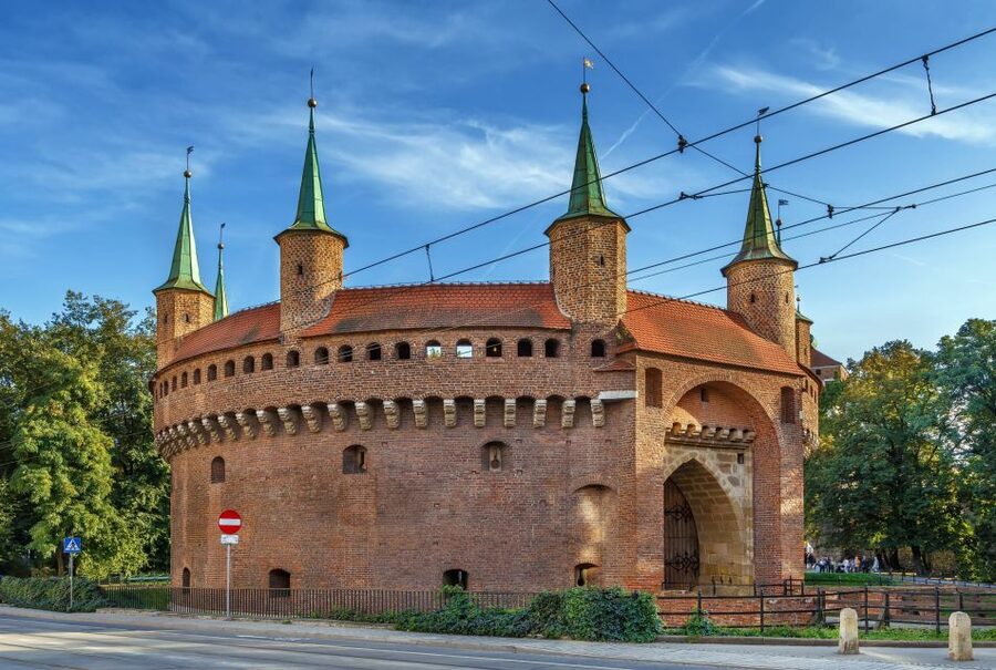 Krakow: E-Car City Tour - When to do it and what to pack, luggage-free
