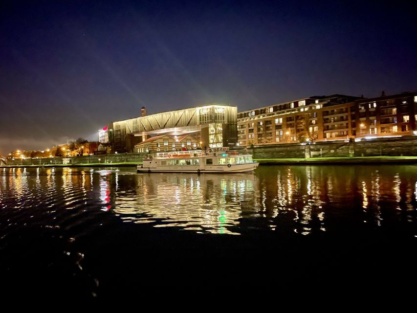 Krakow: Evening Cruise with a Glass of Wine - Key highlights worth your attention