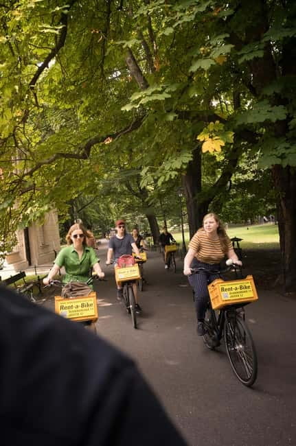 Krakow: Full-Day Bike Rental - Wawel Castle Area: The Hill Moment You’ll Want Extra Time For