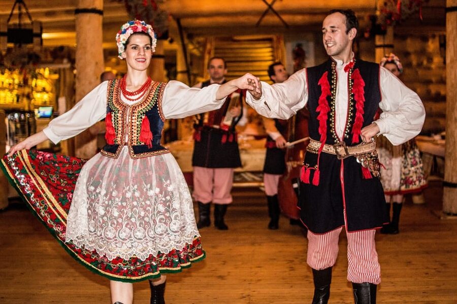 Krakow: Full Traditional Polish Dinner & Folk Show - Key highlights before you go
