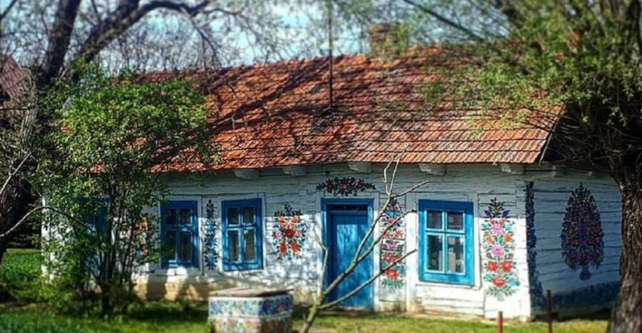 Krakow: Guided Day Tour of Zalipie Village & Museum Entry - Key highlights at a glance
