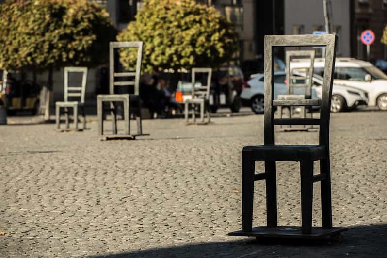 Krakow: Guided Tour of the Jewish Ghetto - The remains of the original Ghetto Wall: boundaries you can see