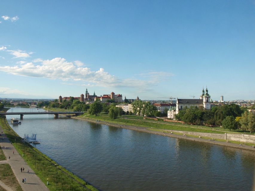 Krakow: Guided Wawel Tour, Lunch, and Vistula River Cruise - How the 5-hour Wawel and Vistula loop really feels