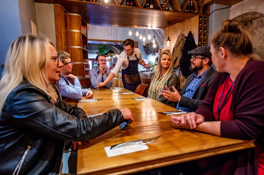 Krakow: Guided Wine Bar Tour with Tastings and Snacks - The 5 glasses of Polish wine, and how the tastings are set up
