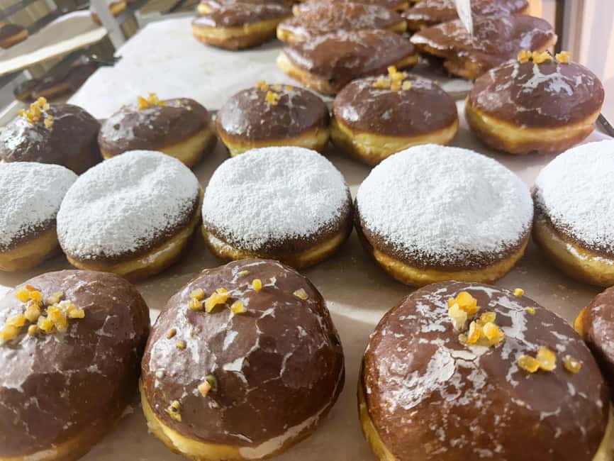 Krakow: Hidden Gems Food and Culture Tour for Small Groups - Why a Kazimierz food walk beats the usual Kraków checklists