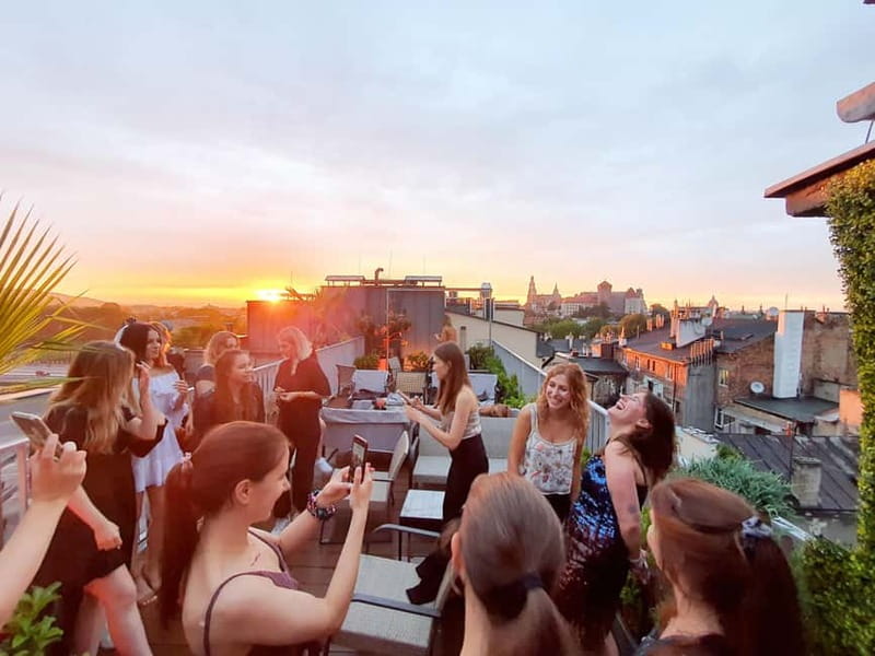 Krakow: Hidden Rooftop Bar Reservation with 1 Cocktail - SIX Rooftop Bar: A Krakow Evening With Wawel in Your Frame