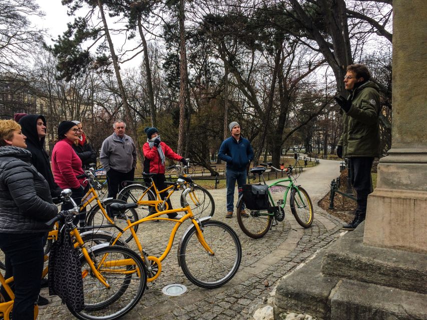 Krakow: Highlights of Krakow Bike Tour - Small Group - Key things that make this Krakow bike tour worth your time