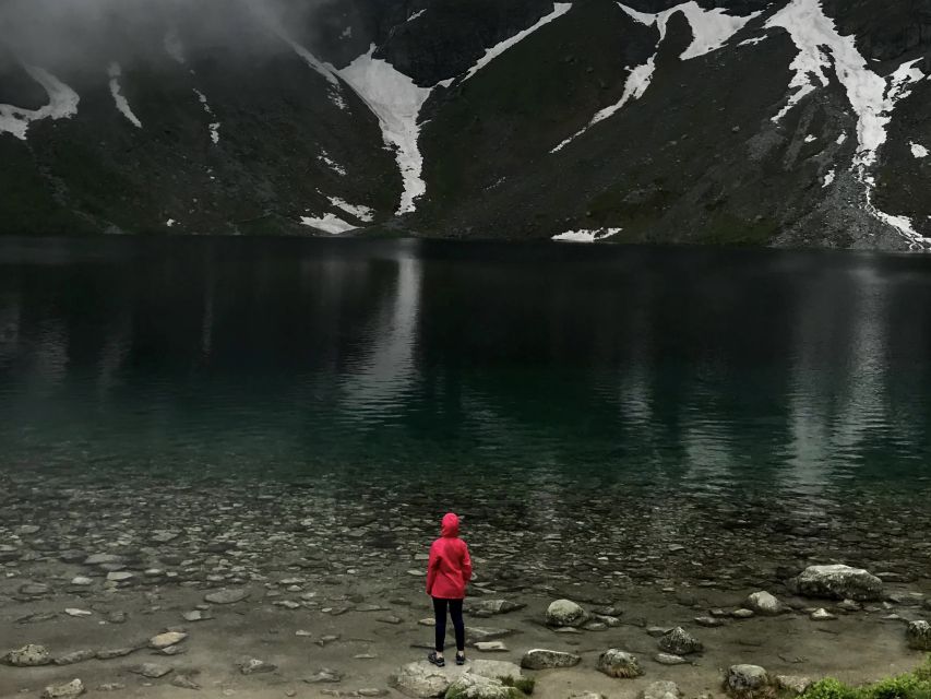 Krakow: Hiking Adventure in Tatra Mountains & Thermal Baths - Choosing your hike: Morskie Oko vs Gąsienicowy Lake