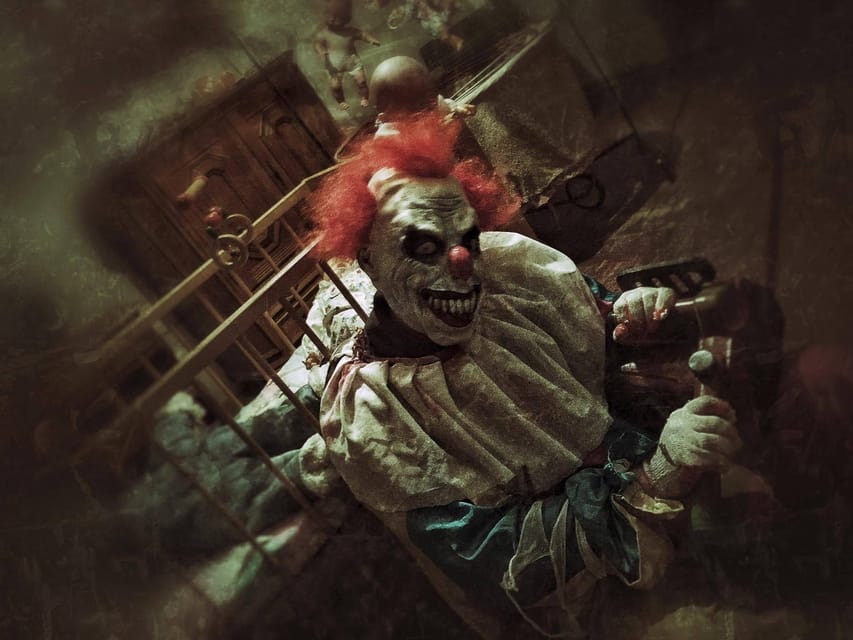 Krakow: Horror House with Actors (Choose Your Fear Level) - Practical value at $34 for 30 minutes of live fear