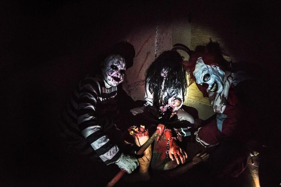 Krakow: Horror House with Actors (Choose Your Fear Level) - What you need to bring, and what can get you turned away