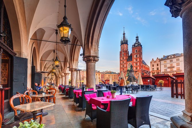 Krakow in a Day: City Tour by Electric Car - Kazimierz Jewish Quarters: what you’ll notice, and what photos may be like