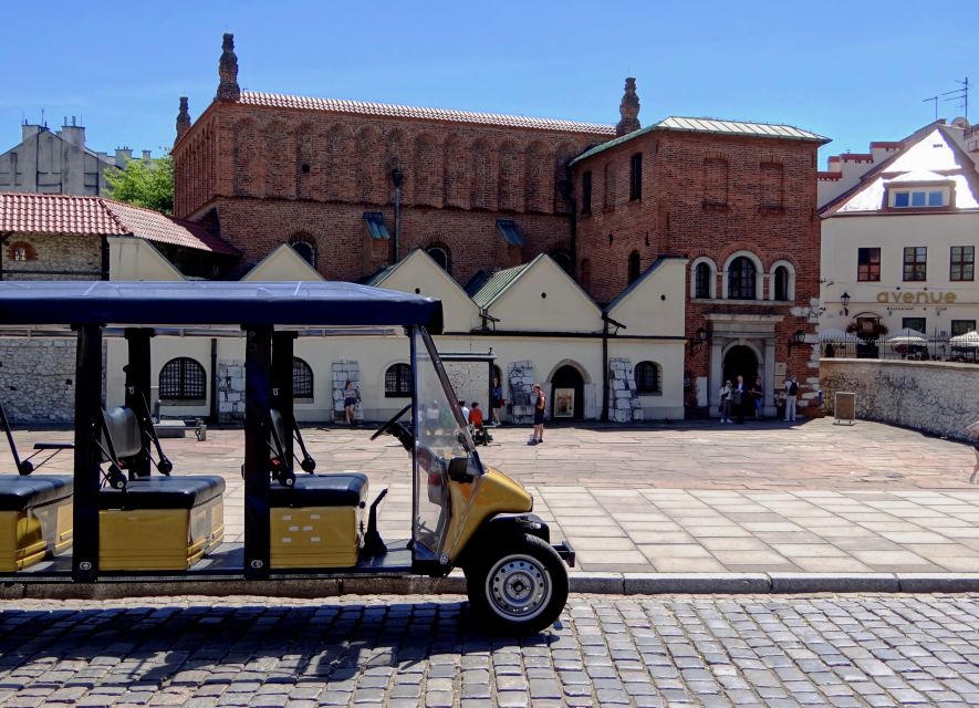 Krakow: Jewish Quarter and Former Ghetto Tour by Golf Cart - Pharmacy under the Eagle: a fast stop with big context
