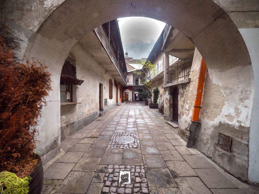 Krakow: Jewish Quarter Guided Walking Tour - Price and Value: Does $32 Make Sense for 3 Hours?