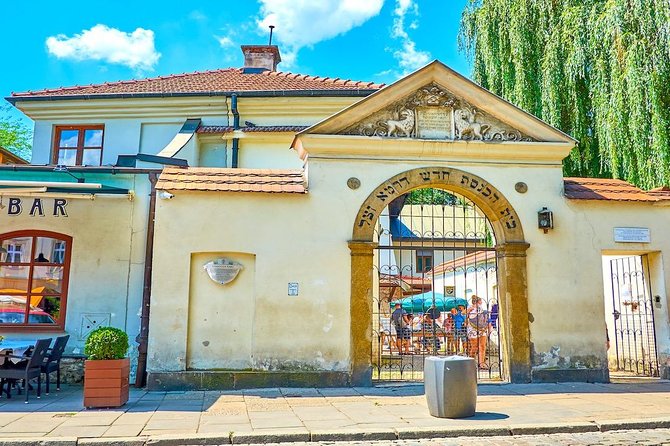 Krakow: Jewish Quarter Kazimierz & Schindler's Factory & Ghetto Guided Tour - Why this 5-hour Krakow tour feels more complete than doing sites alone