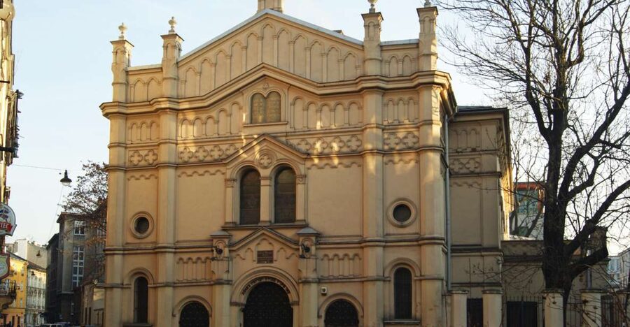 Krakow Kazimierz and Jewish Ghetto Tour with Synagogues - Kazimierz and the Jewish Ghetto, how the streets teach history