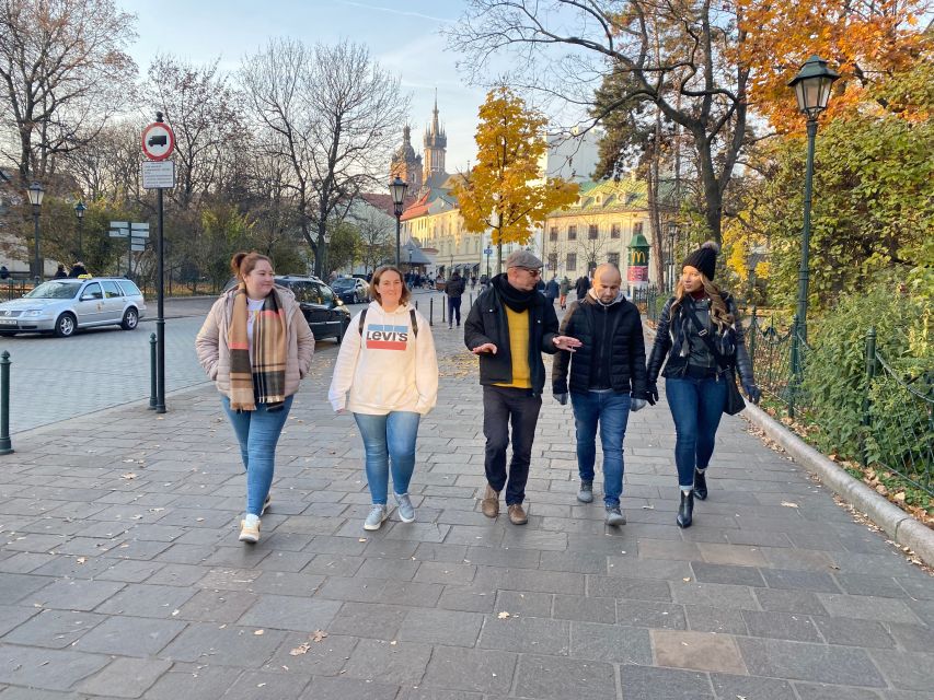 Krakow: Old Town Highlights Walking Tour - Wawel Hill, Royal Castle, and Cathedral: The Big UNESCO Moment