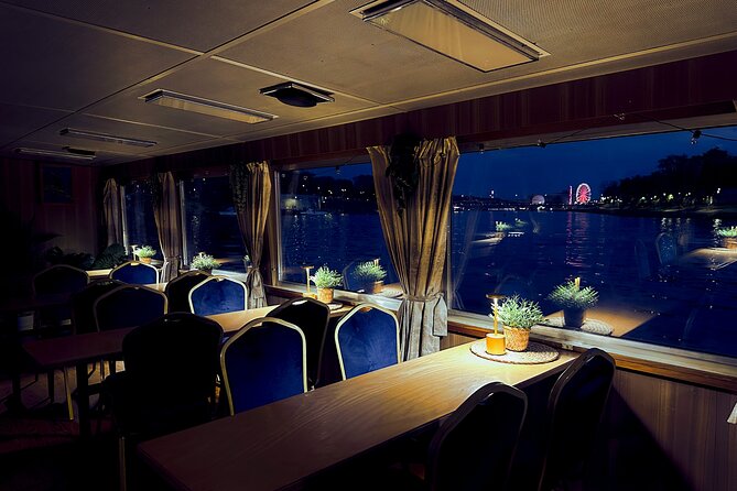 Krakow: One Hour Evening or Night Boat Trip - Kazimierz from the water, plus CRICOTEKA’s industrial-modern architecture