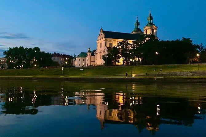 Krakow: One Hour Evening or Night Boat Trip - Price, what you get, and how to make the most of the hour