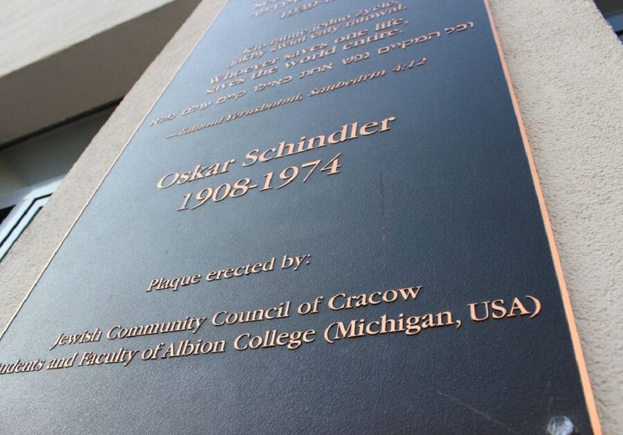 Krakow: Oskar Schindler's Enamel Factory Museum Guided Tour - Key things to know before you go