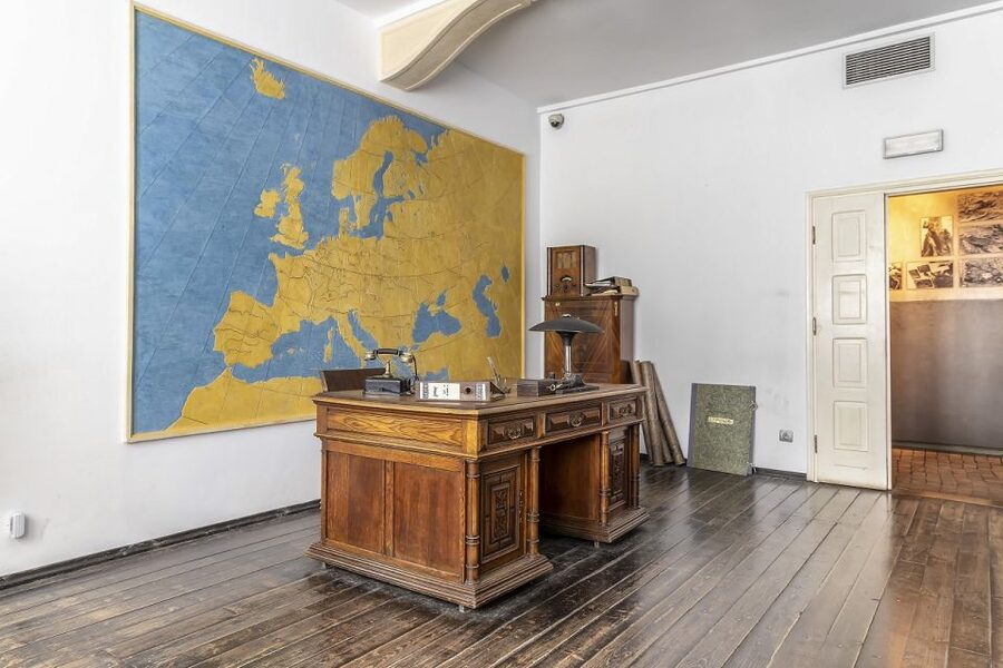 Krakow: Oskar Schindler's Factory Entry and Guided Tour - Why Schindler’s Enamel Factory Tour Matters in Krakow