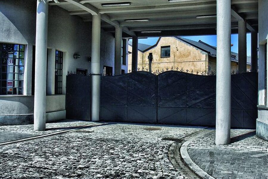 Krakow: Oskar Schindler's Factory Guided Tour&Pickup Options - Key highlights that matter on the ground