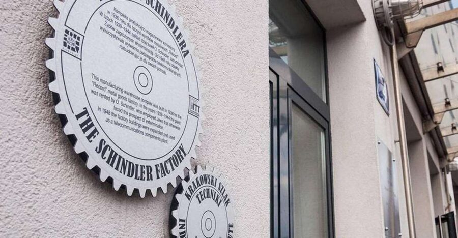 Krakow: Oskar Schindler's Factory Guided Tour&Pickup Options - How Schindler’s factory becomes a refuge story