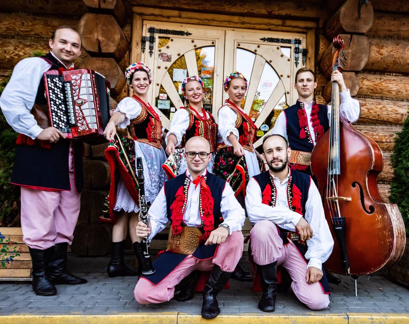 Krakow: Polish Folk Night with Dinner and Unlimited Drinks - A Polish folk night that turns dinner into a show