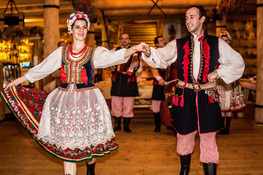 Krakow: Polish Folk Night with Dinner and Unlimited Drinks - Who this Krakow folk night is for, and who should skip it