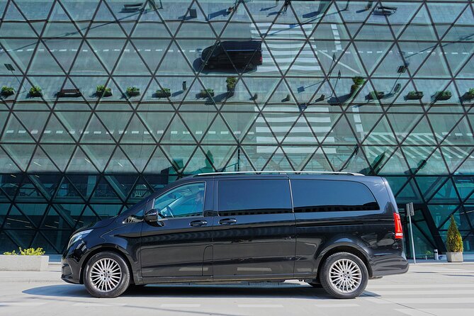 Krakow: Private Airport Transfer - Meeting your driver: sign, curb, and zero guessing