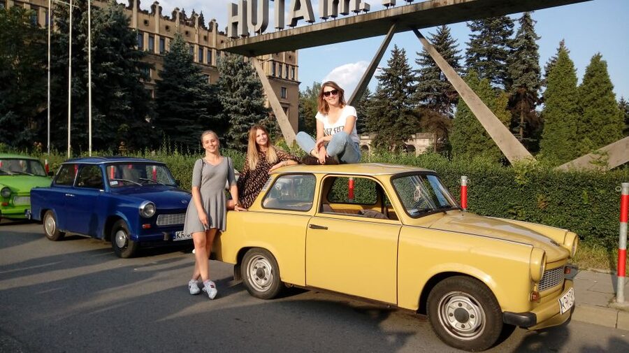 Krakow: Private Nowa Huta Adventure Tour in Communist Cars - The 2.5-hour upgrade: old-photo lecture, retro refreshments, and a 1950s shop
