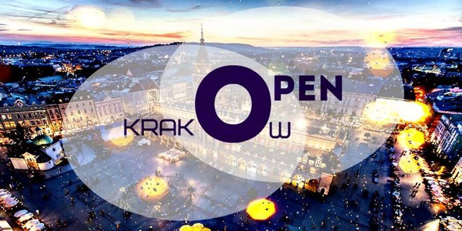Krakow: Private Sightseeing Tour by Electric Car - Getting picked up, staying warm, and using the audio guide