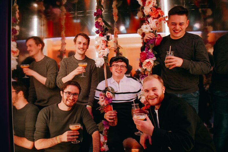 Krakow: Pub, Bar & Club Crawl - Quick hits before you go