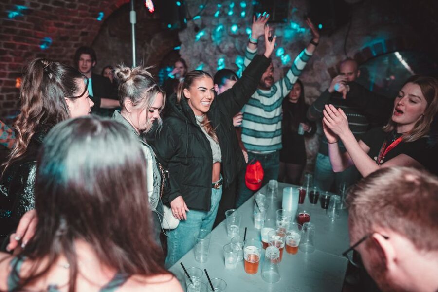 Krakow: Pub Crawl with 1 Hour of Unlimited Alcoholic Drinks - Your Photo Moments: What You Get and How to Opt Out