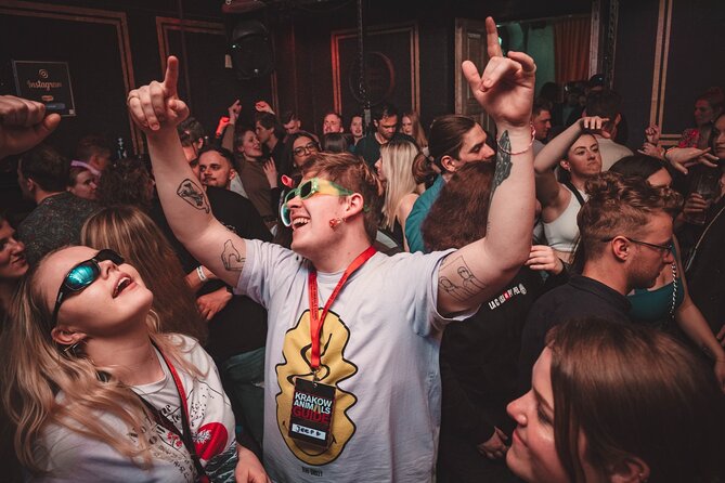Krakow Pub Crawl with Free Alcohol & Karoake +4 Clubs/Bars - Key Highlights You Actually Feel During the Night