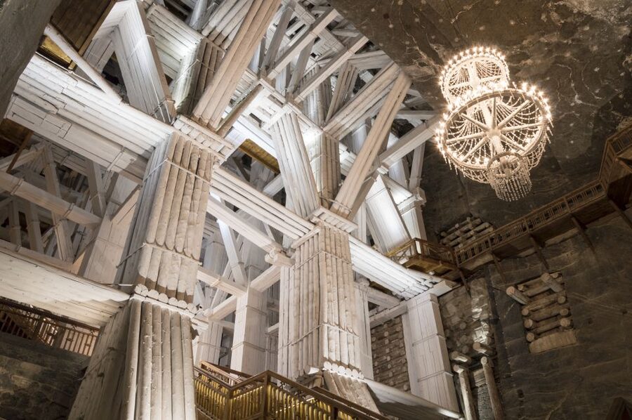 Krakow: Salt Mine Wieliczka Guided Tour Hotel Pickup - Descending 140 meters, what the mine feels like in real time