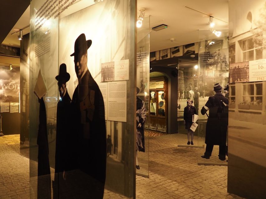 Krakow: Schindler's Factory Expert GuidedTour with Skip-line - Key things you’ll notice right away