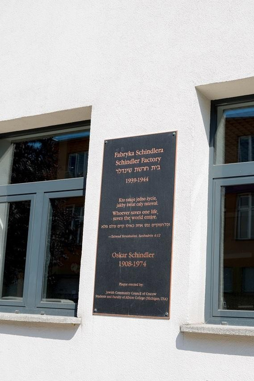 Kraków: Schindler’s Factory & Jewish Ghetto Guided Tour - Expect a guided museum built for real understanding