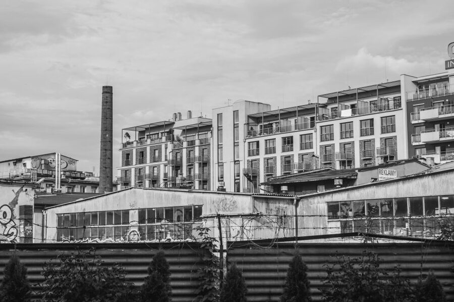 Krakow: Schindler's Factory Skip-the-Line Ticket - Guided vs Ticket-Only: Choosing the Right Pace for Your Personality
