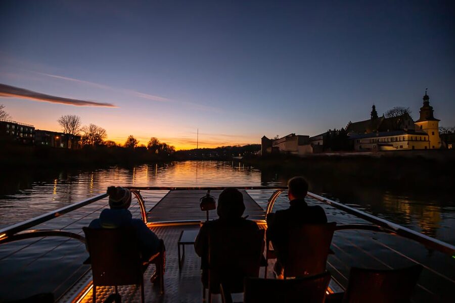 Krakow: Sightseeing Cruise on Vistula River with Audio Guide - The Audio Guide That Helps You See More Than Just Buildings