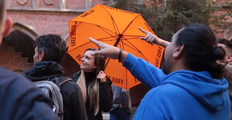 Krakow: The Old Town Walking Tour - Price and Value: Why $19 Can Make Sense for a 150-Minute Intro