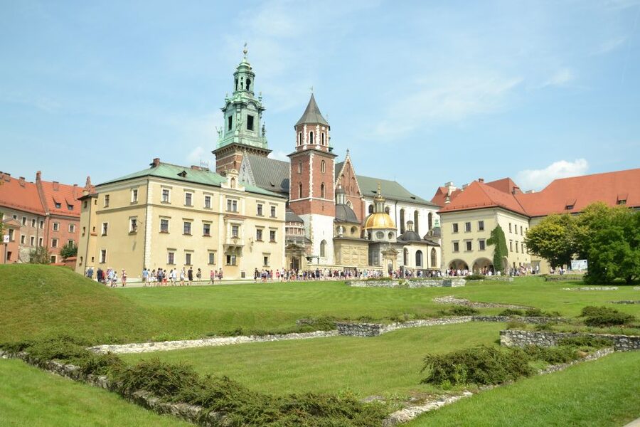 Krakow: The Old Town Walking Tour - How the Tour Teaches Polish History While You Walk