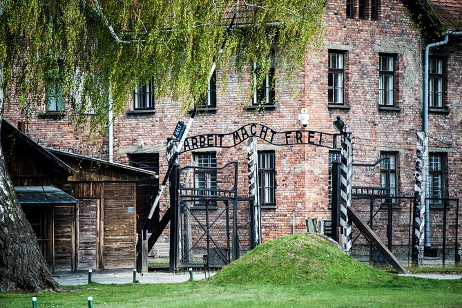Krakow to Auschwitz Birkenau Guided Tour with Ticket and Transfer - Birkenau II (Camp II) Guided Visit: Why an Hour Feels Short but Matters