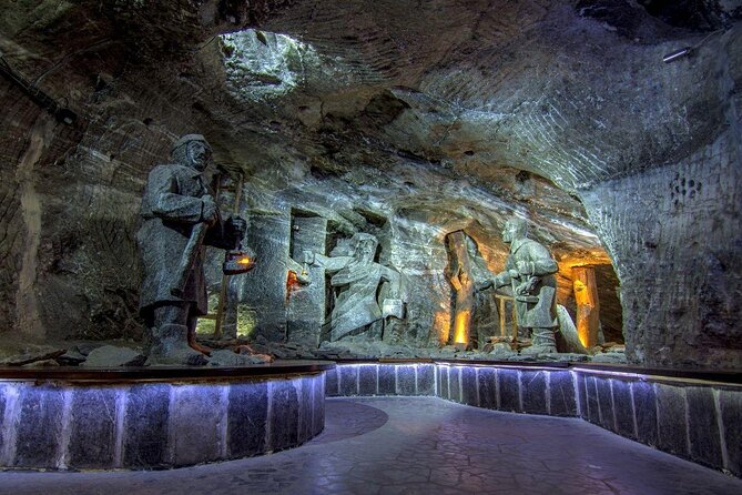 Krakow to Wieliczka: Salt Mine Guided Tour with Ticket & Transfer - Why Wieliczka’s underground tour feels worth the ride