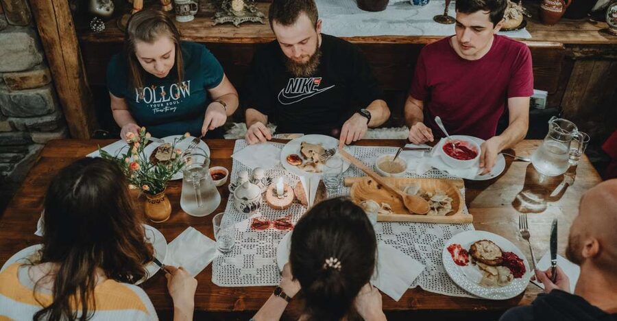 Krakow: Traditional Polish Food and Drinks Tasting Tour - Planty Park dessert and finishing at Bagatela Theatre